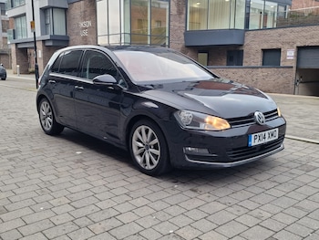 Used Volkswagen Golf 2014 for sale - 77300791: Photo