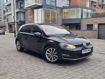 Used Volkswagen Golf 2014 for sale - 77300791: Photo