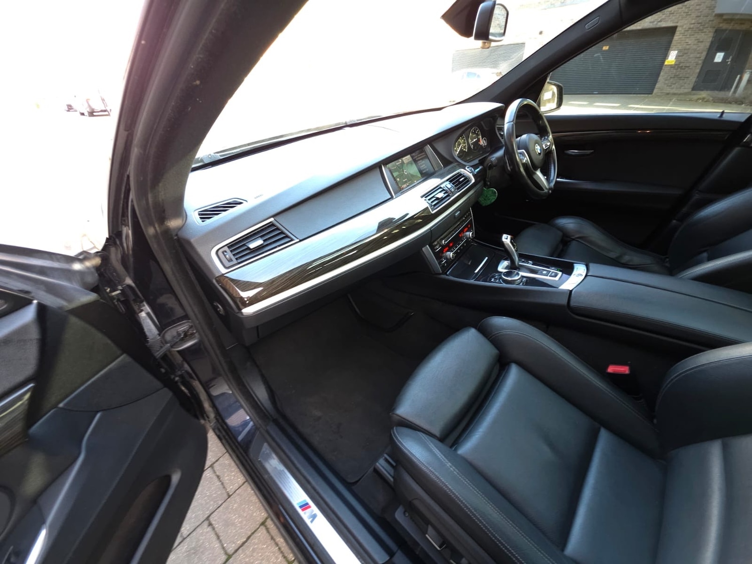 Used BMW 5 Series 2014 for sale - 77848399: Photo 15