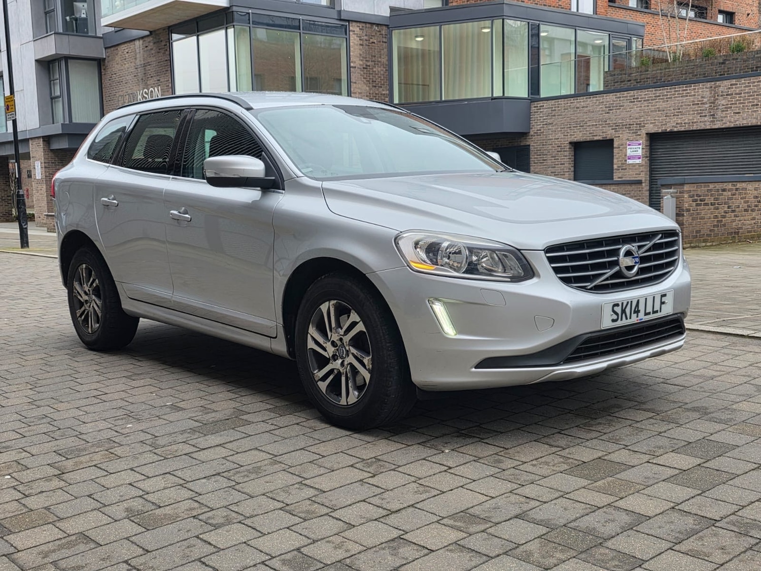 Used Volvo XC60 2014 for sale - 77653183: Photo 5