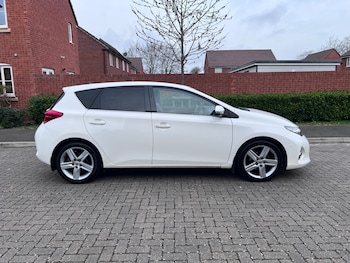 Used Toyota Auris 2013 for sale - 79327223: Photo