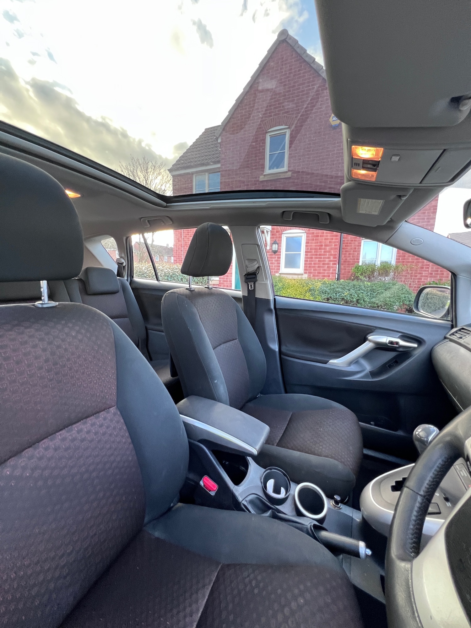 Used Toyota Verso 2011 for sale - 78081992: Photo 10