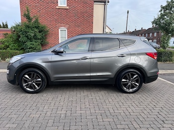 Used Hyundai Santa Fe 2014 for sale - 78739131: Photo