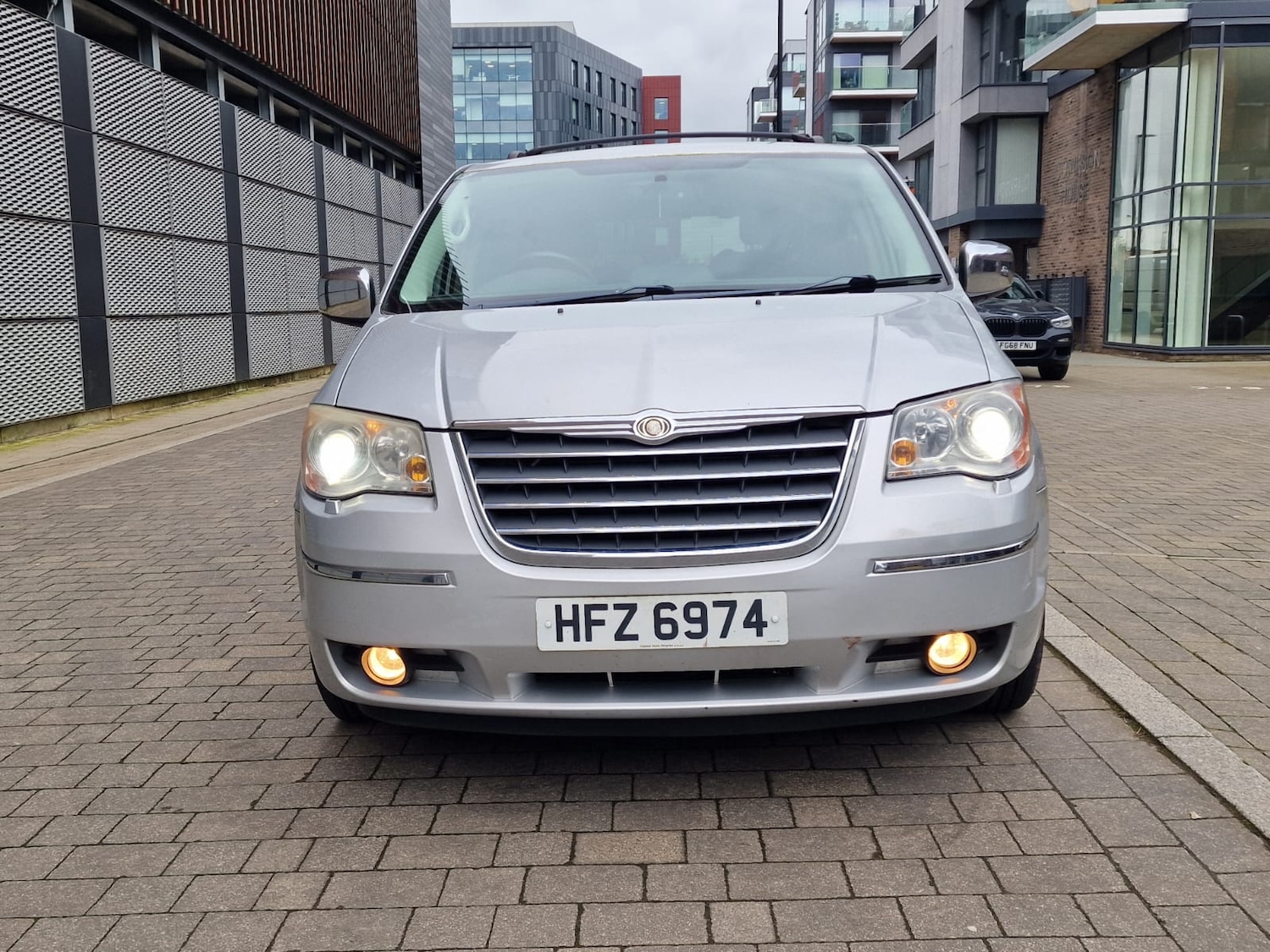 Used Chrysler Grand Voyager 2011 for sale - 77792680: Photo 5