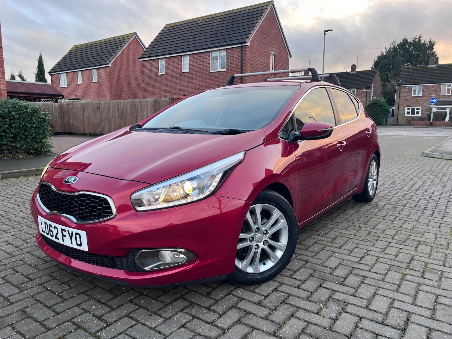 Used Kia Ceed 2012 for sale - 77300699: Photo 2