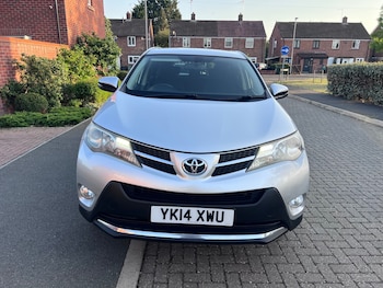 Used Toyota RAV4 2014 for sale - 79011058: Photo