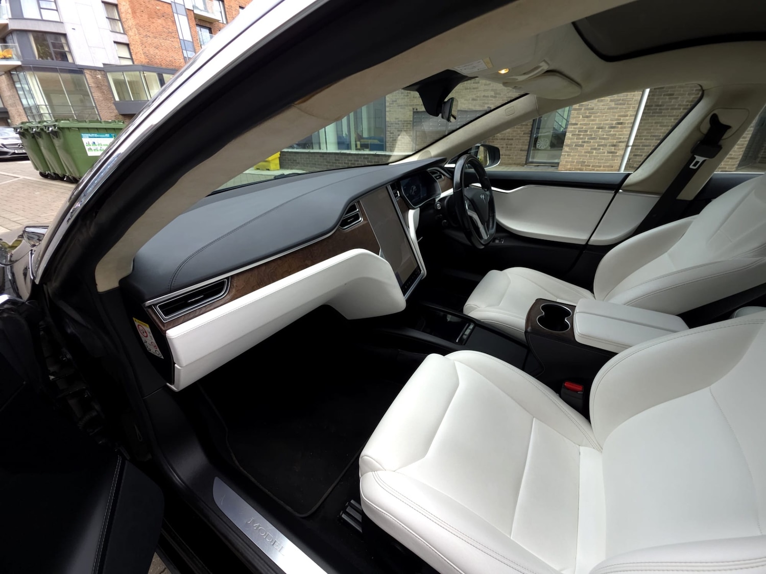 Used Tesla Model S 2017 for sale - 77792726: Photo 18