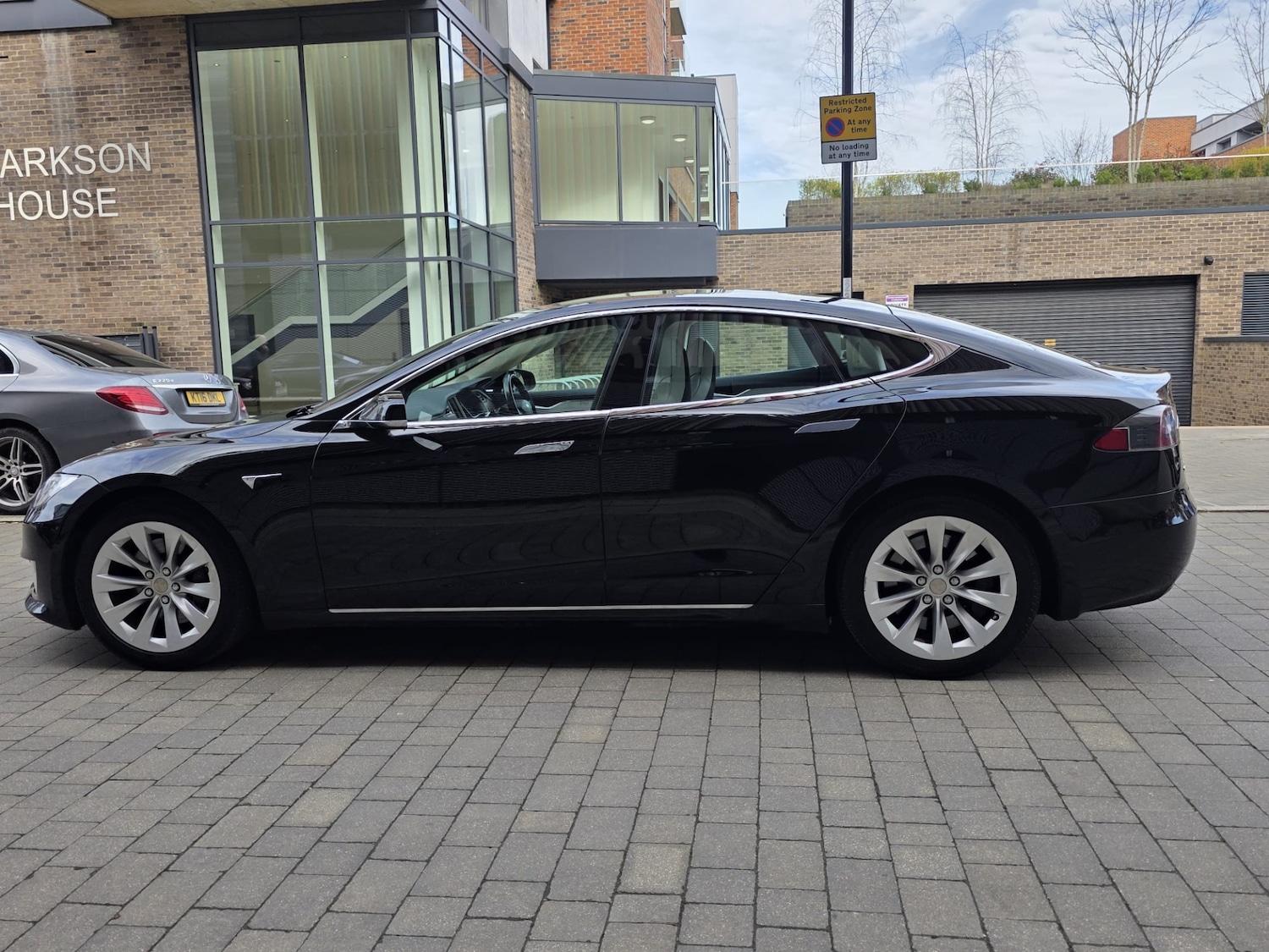 Used Tesla Model S 2017 for sale - 77792726: Photo 9