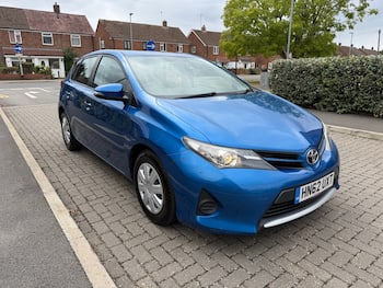 Used Toyota Auris 2012 for sale - 79679778: Photo