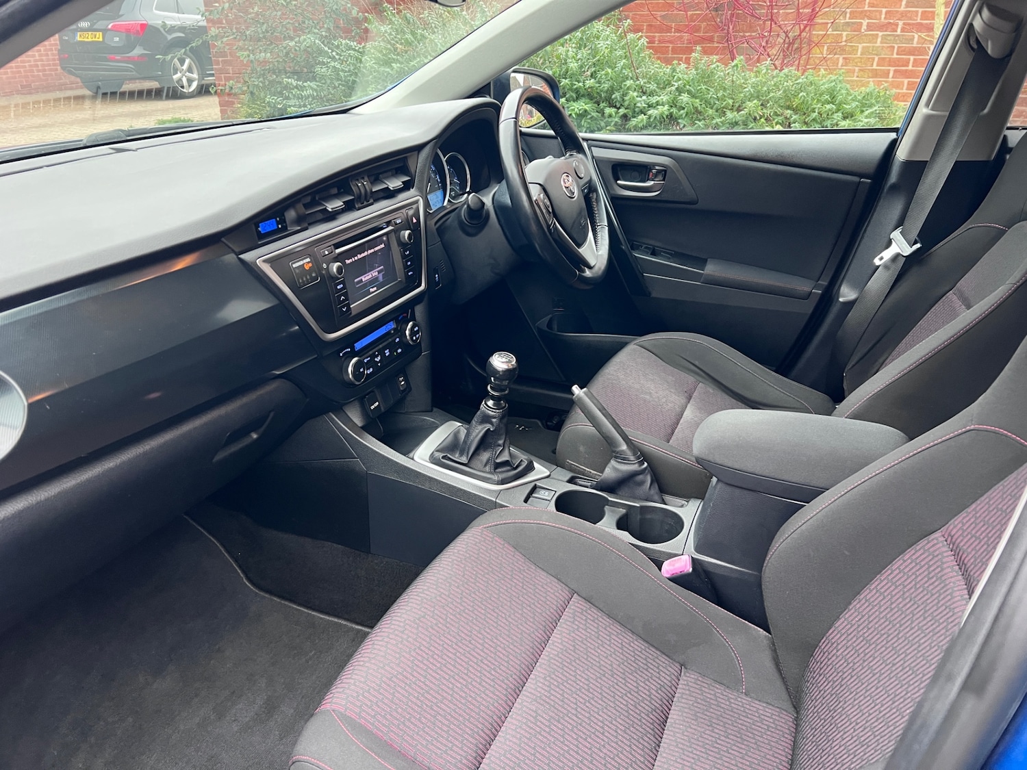 Used Toyota Auris 2013 for sale - 77418290: Photo 10