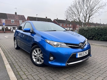 Used Toyota Auris 2013 for sale - 77418290: Photo
