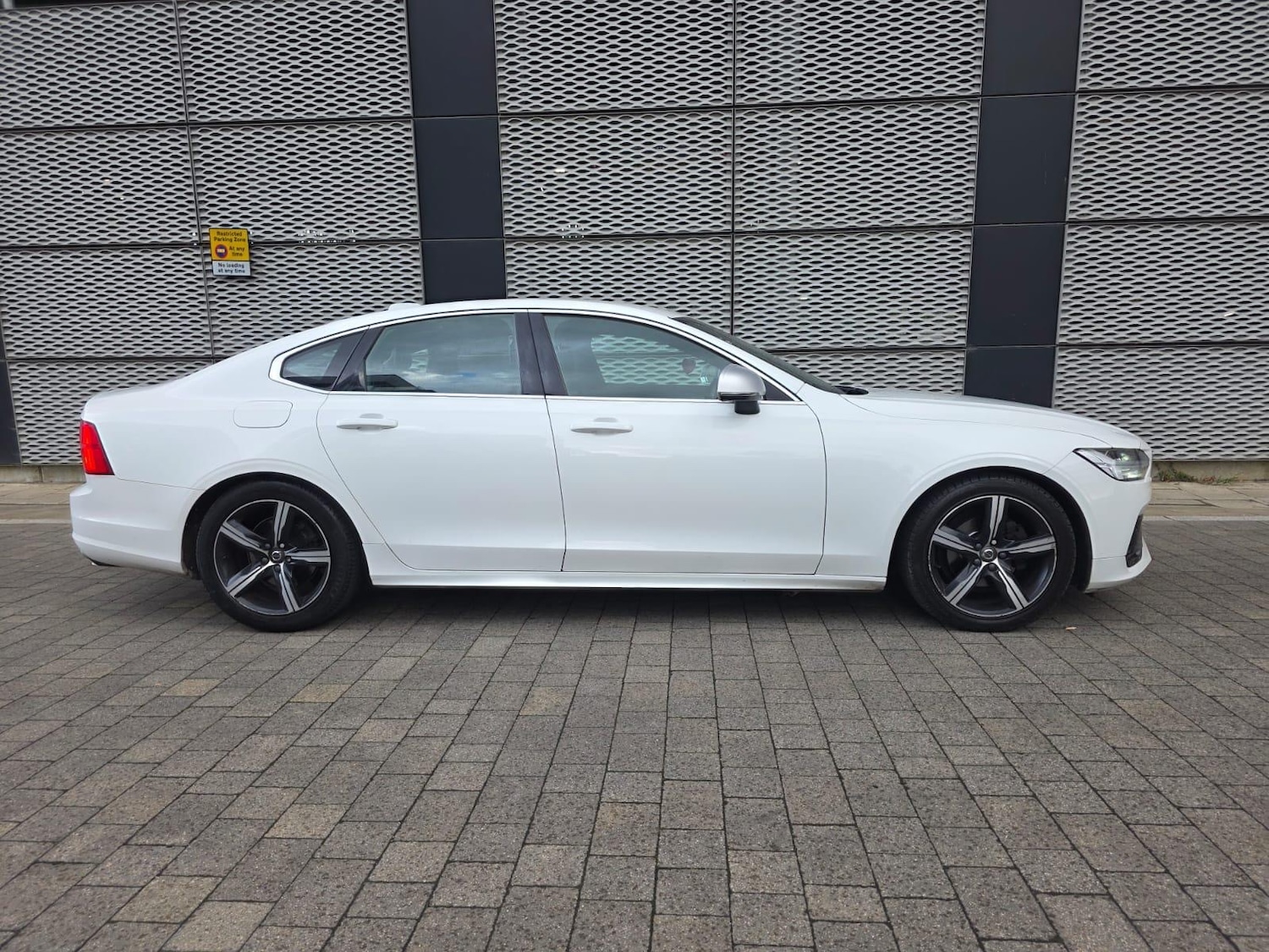 Used Volvo S90 2019 for sale - 77712925: Photo 3