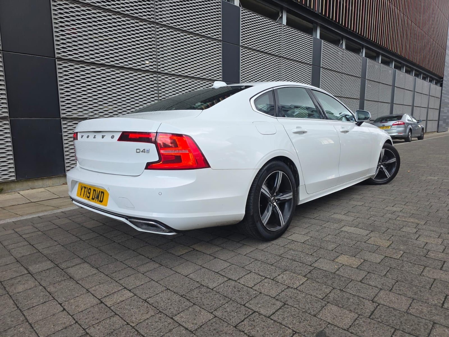 Used Volvo S90 2019 for sale - 77712925: Photo 4