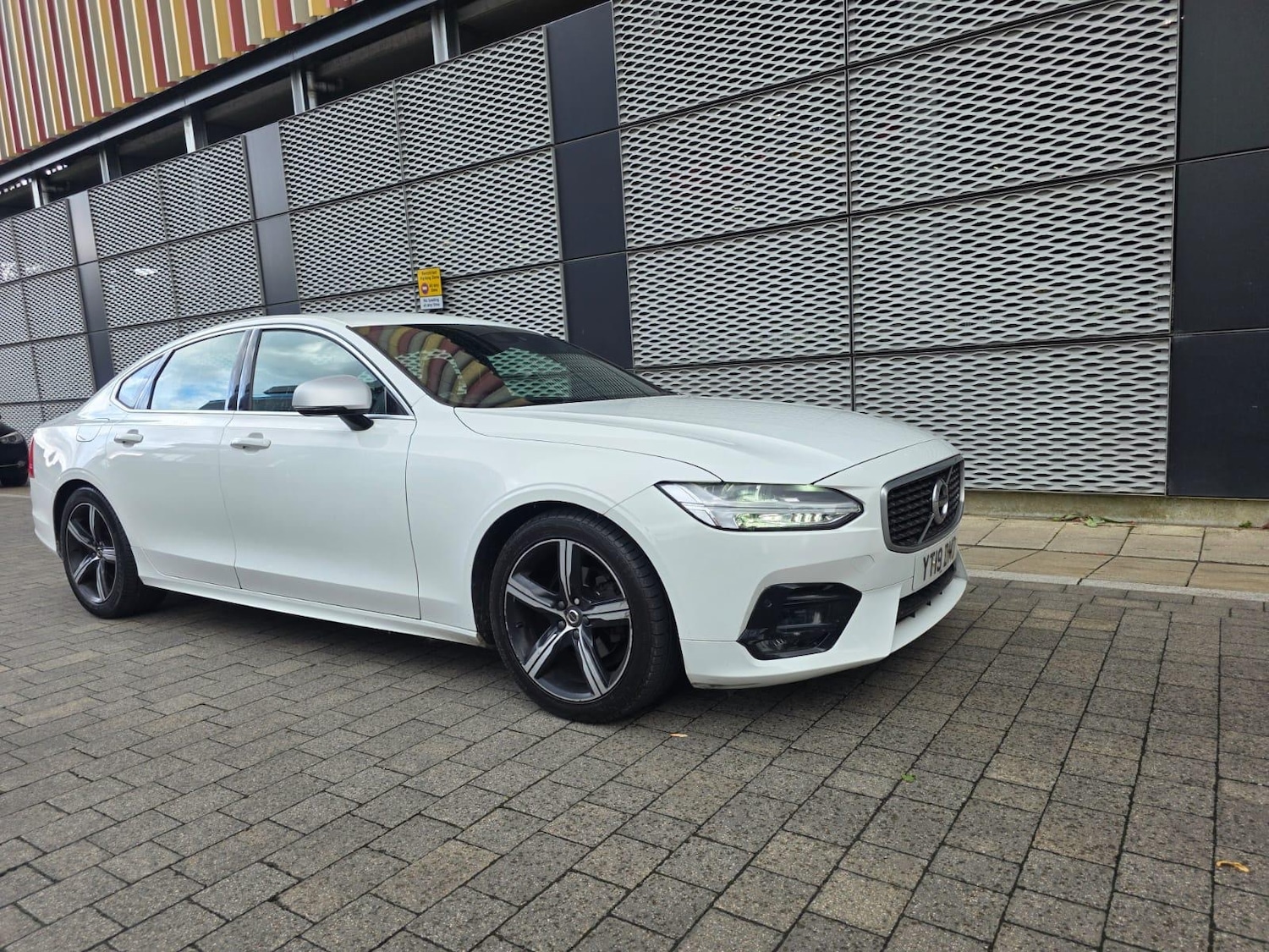 Used Volvo S90 2019 for sale - 77712925: Photo 5