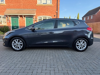 Used Kia Ceed 2016 for sale - 79463229: Photo