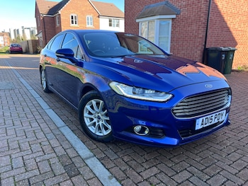 2015 (15) - 1.6 TDCi ECOnetic Titanium 5dr