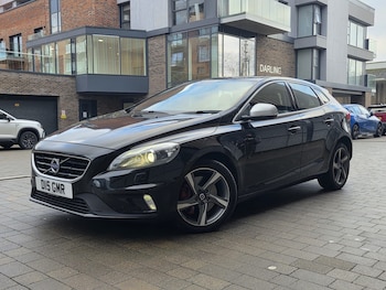 Used Volvo V40 2016 for sale - 77289017: Photo