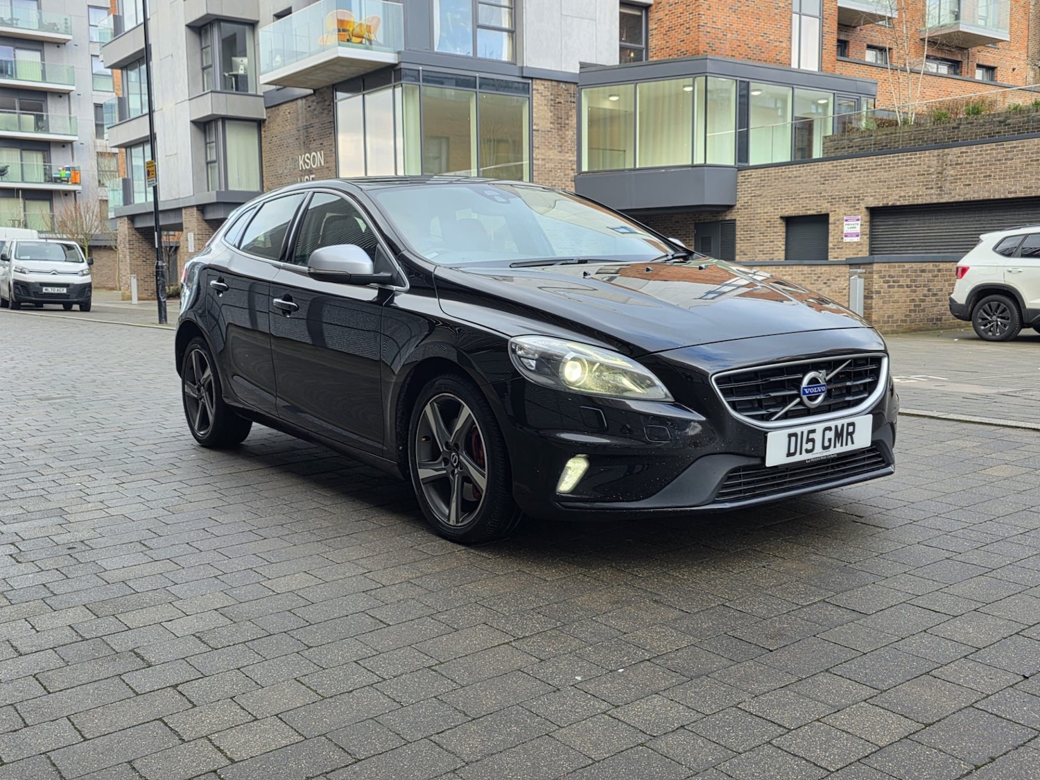 Used Volvo V40 2016 for sale - 77289017: Photo 9