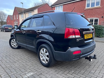 Used Kia Sorento 2010 for sale - 77804916: Photo
