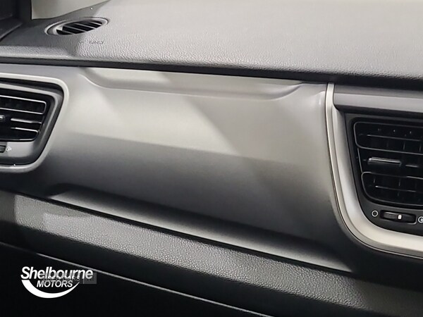 Used Kia Stonic 2021 for sale - 76248087: Photo 17