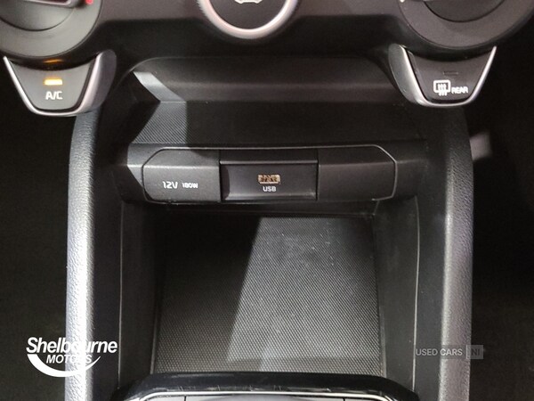 Used Kia Stonic 2021 for sale - 76248087: Photo 35
