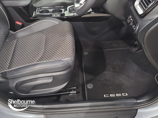 Used Kia Ceed 2025 for sale - 76634644: Photo 9
