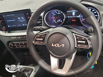 Used Kia XCeed 2023 for sale - 75450140: Photo