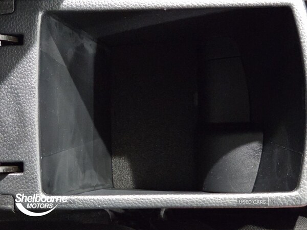 Used Kia Stonic 2022 for sale - 76977180: Photo 25