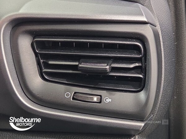 Used Kia Stonic 2022 for sale - 76977180: Photo 6