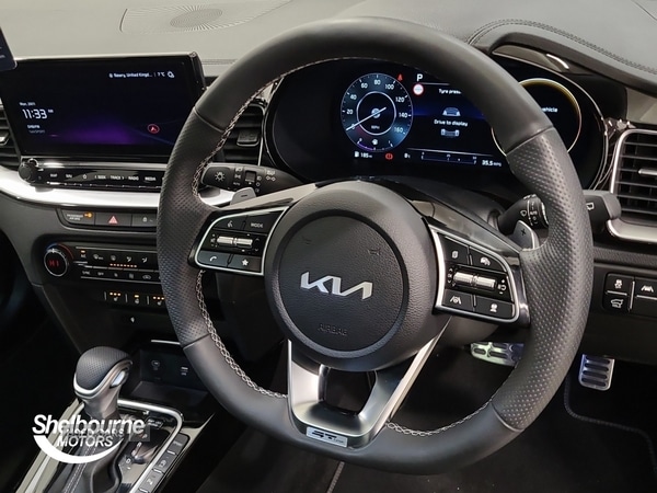 Used Kia XCeed 2025 for sale - 76702868: Photo 5