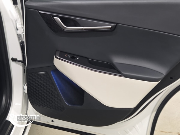 Used Kia EV6 2024 for sale - 77587530: Photo 39