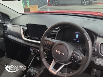 Used Kia Stonic 2025 for sale - 79442414: Photo