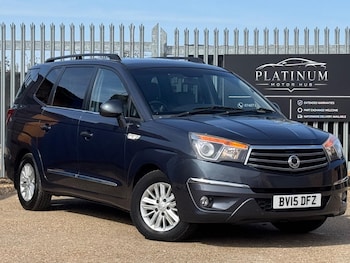 Used Ssangyong Turismo 2015 for sale - 79256184: Photo