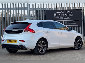 Used Volvo V40 2014 for sale - 79213149: Photo