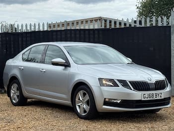 Used Skoda Octavia 2018 for sale - 79820366: Photo
