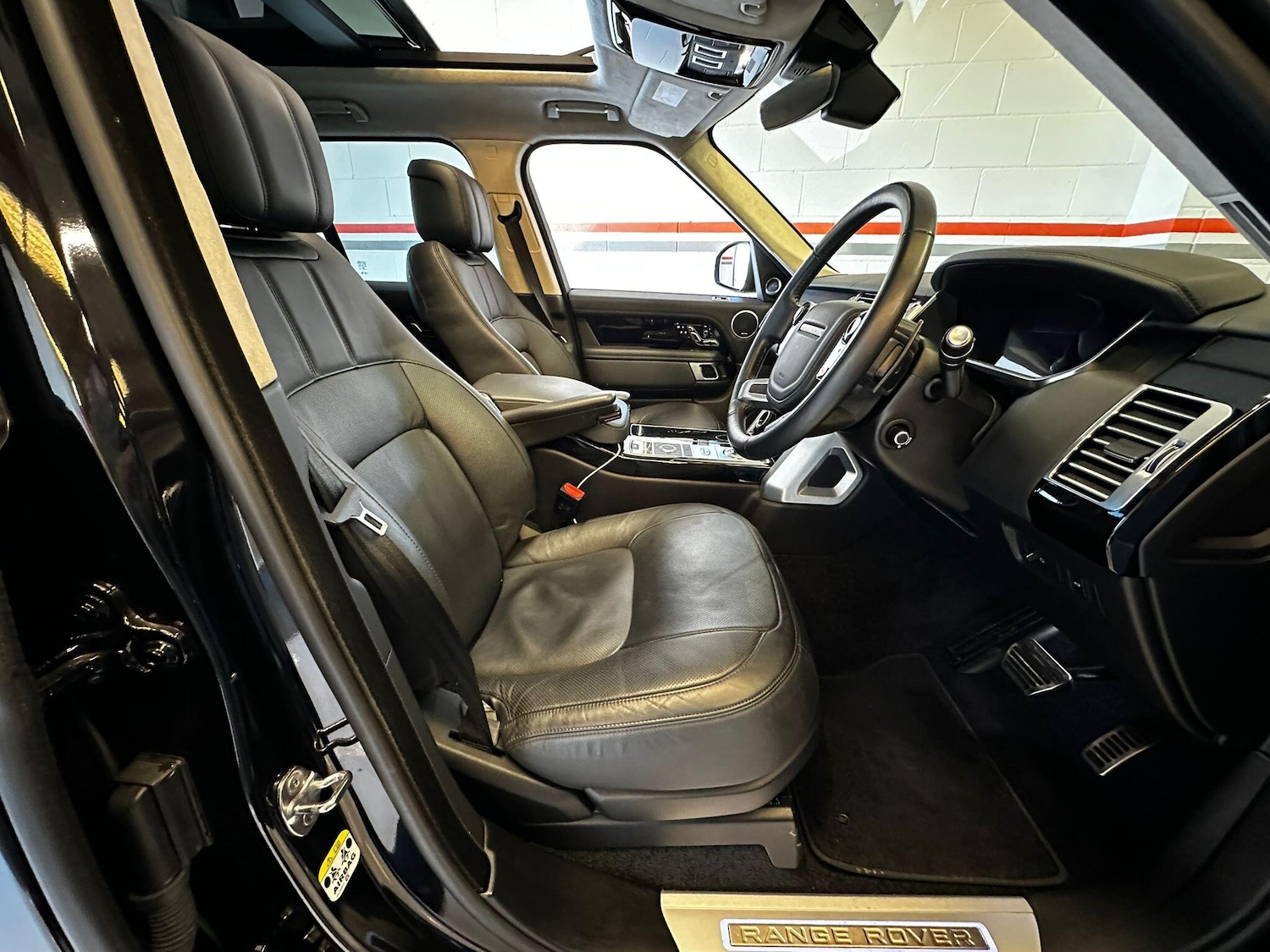 Used Land Rover Range Rover 2021 for sale - 76607038: Photo 39