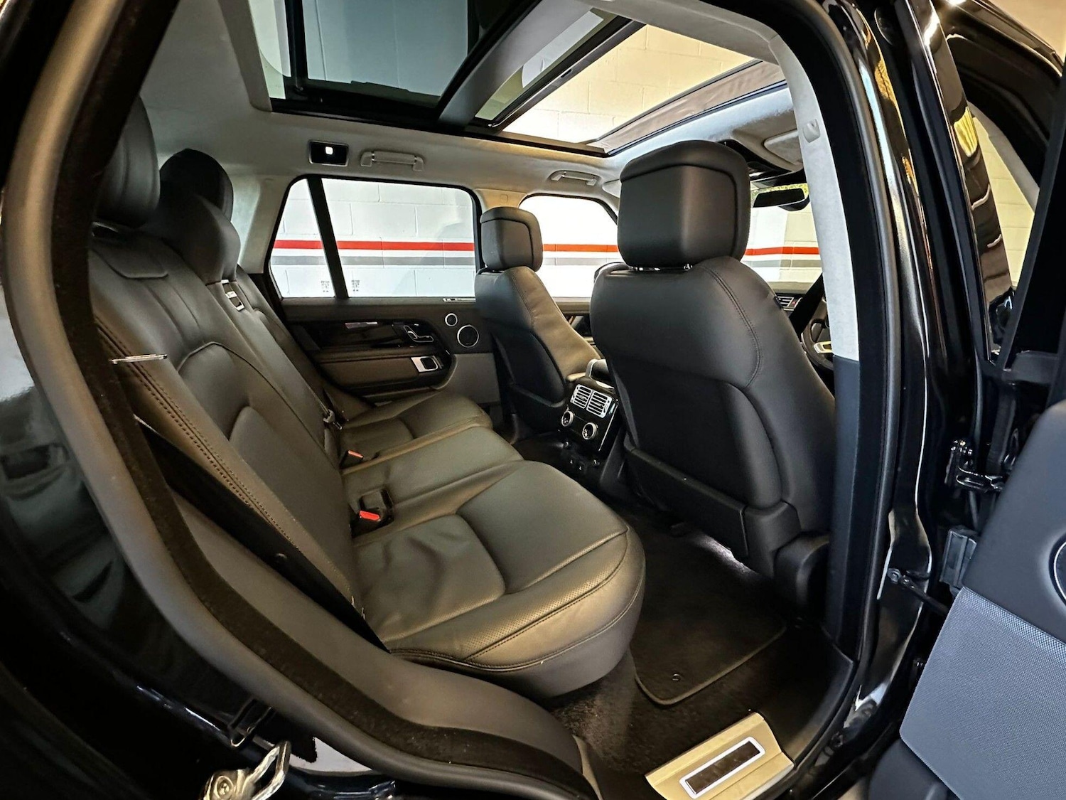 Used Land Rover Range Rover 2021 for sale - 76607038: Photo 56