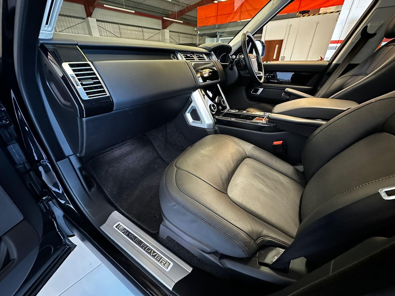 Used Land Rover Range Rover 2021 for sale - 76607038: Photo 76