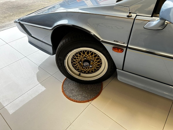 Used Lotus Esprit for sale - 72938731: Photo 45