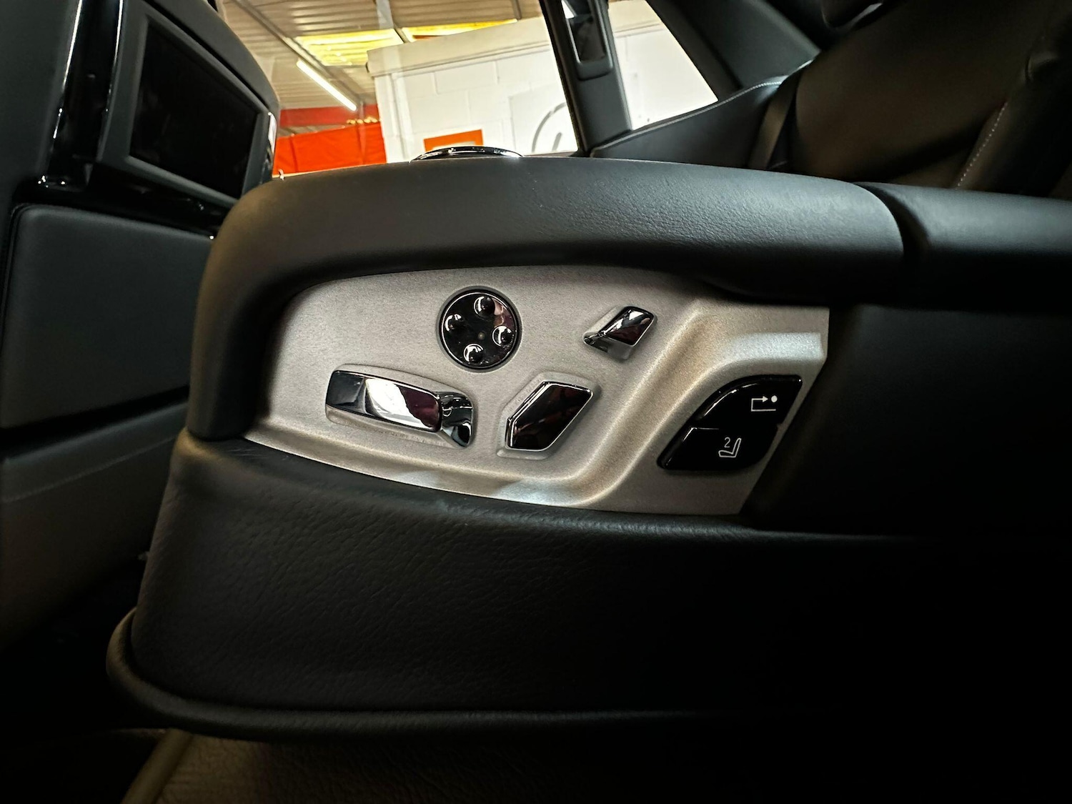 Used Rolls-Royce Ghost 2015 for sale - 75378277: Photo 37