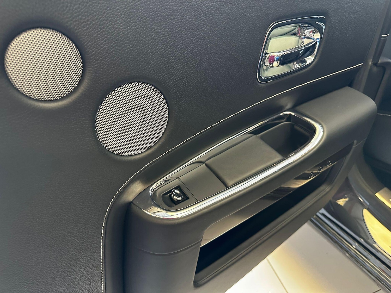 Used Rolls-Royce Ghost 2015 for sale - 75378277: Photo 39