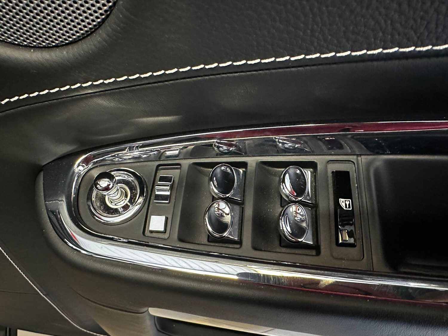 Used Rolls-Royce Ghost 2015 for sale - 75378277: Photo 42
