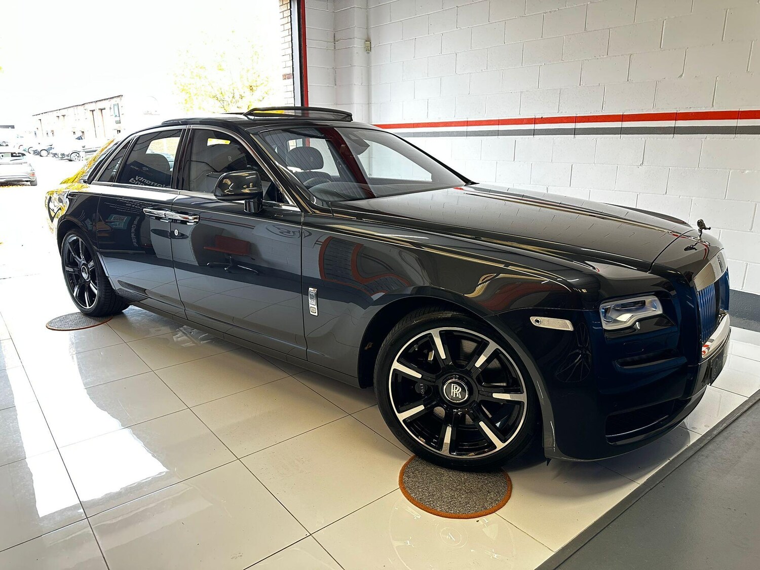Used Rolls-Royce Ghost 2015 for sale - 75378277: Photo 48