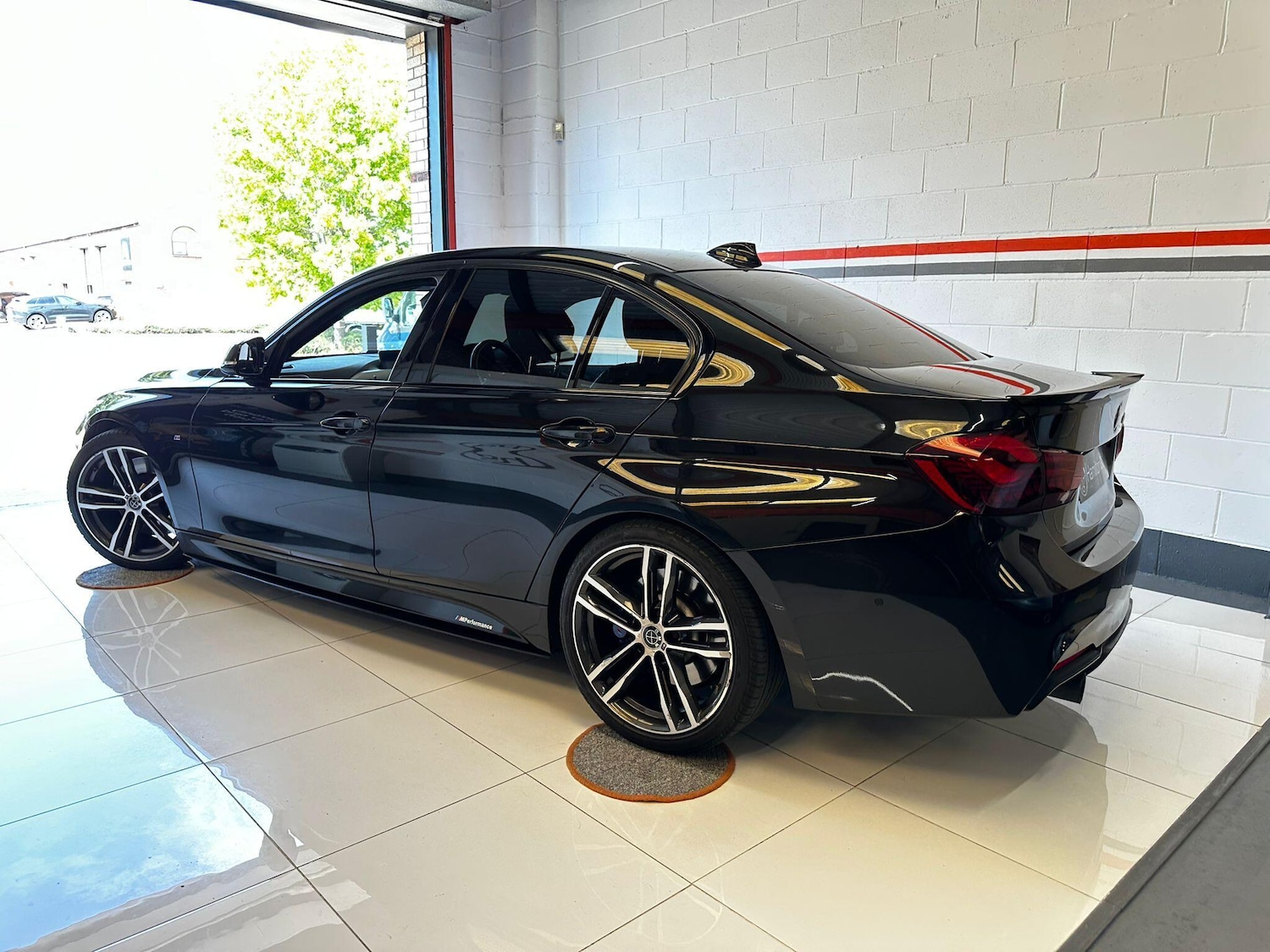 Used BMW 3 Series 2018 for sale - 75646273: Photo 21