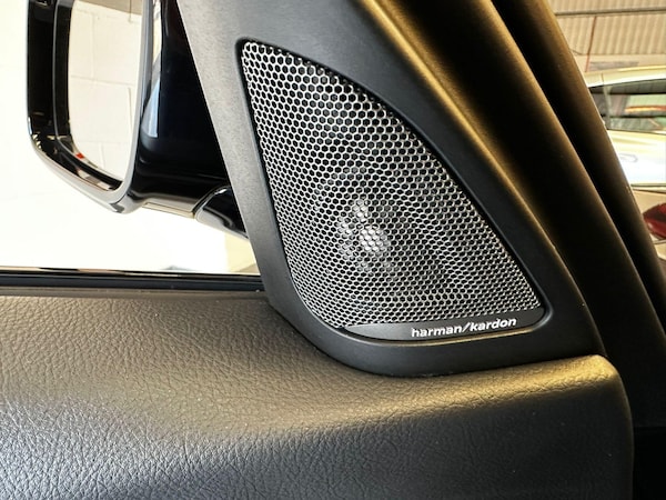 Used BMW 3 Series 2018 for sale - 75646273: Photo 45