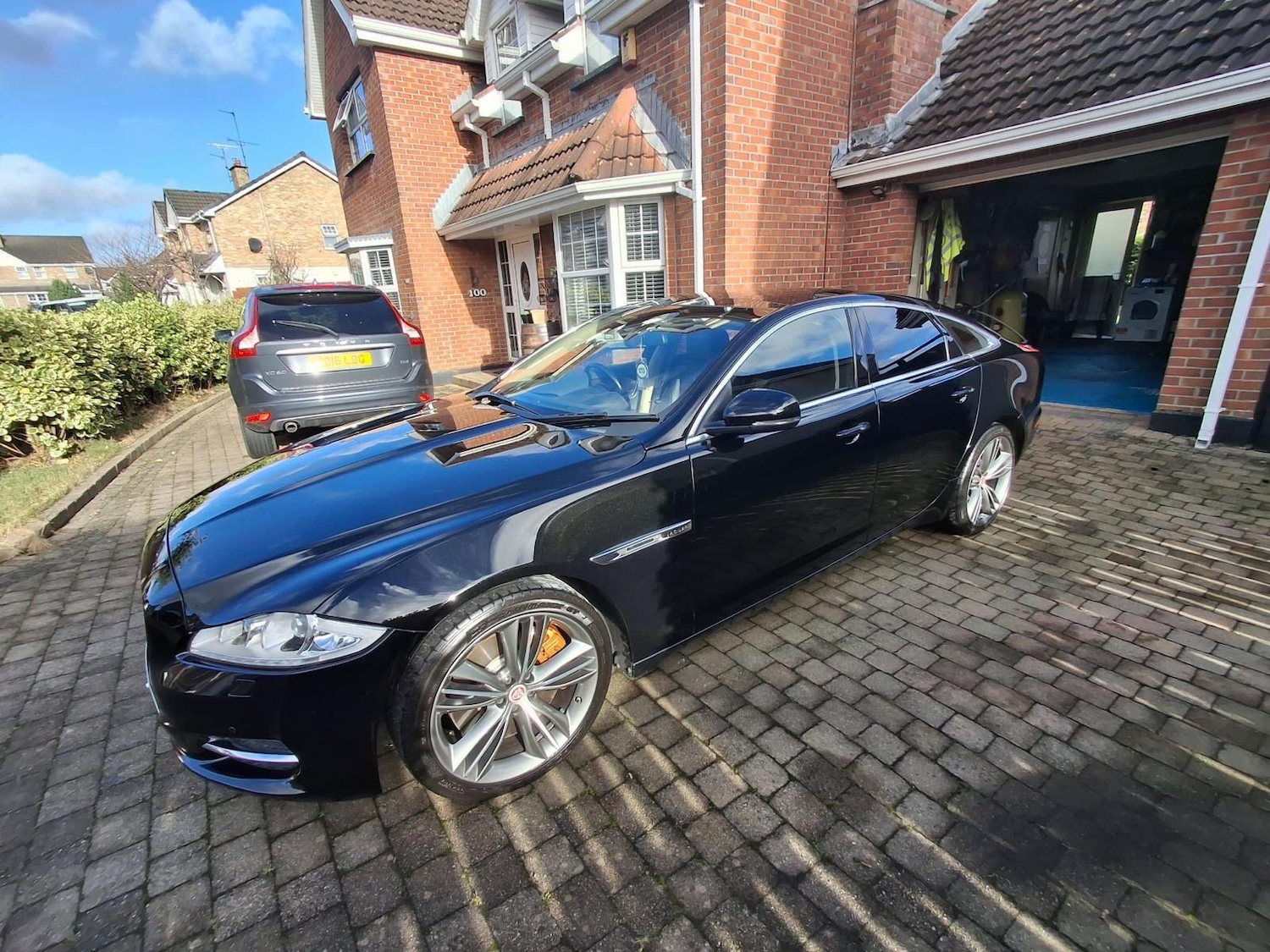 Used Jaguar XJ 2011 for sale - 76735449: Photo 10