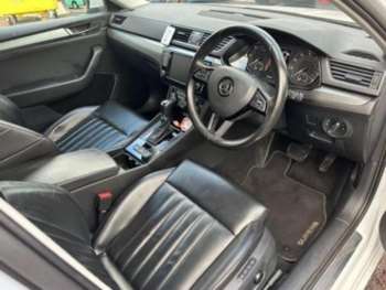 Used Skoda Superb 2015 for sale - 74678966: Photo