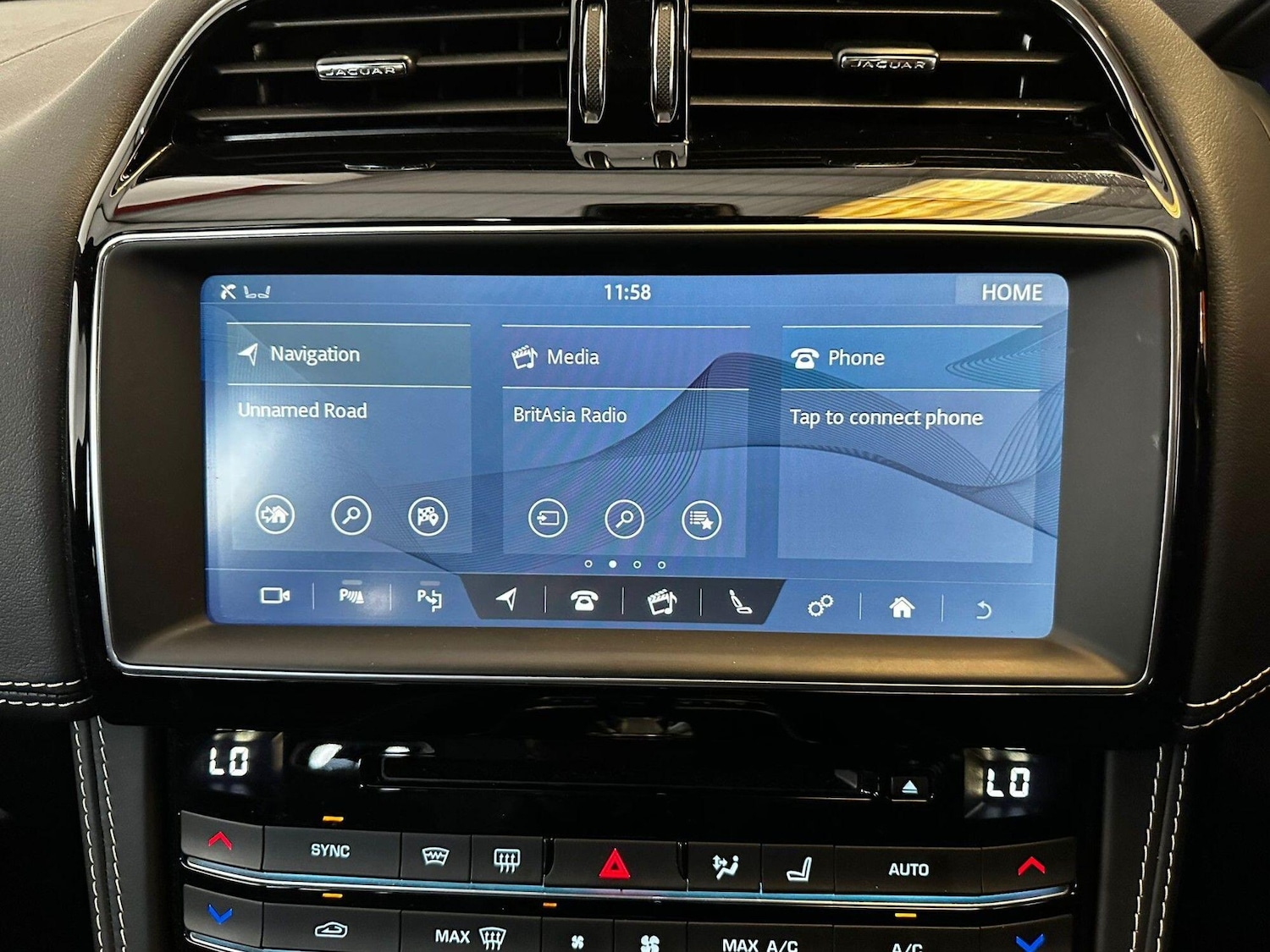 Used Jaguar F-Pace 2019 for sale - 75977741: Photo 16