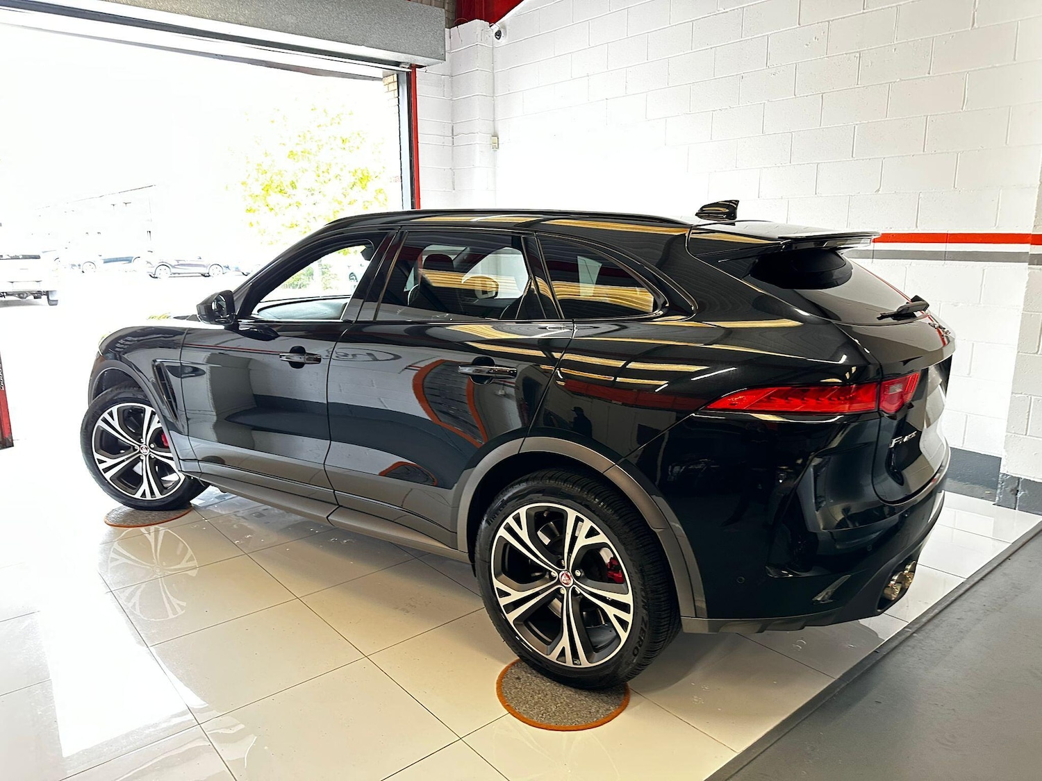 Used Jaguar F-Pace 2019 for sale - 75977741: Photo 26