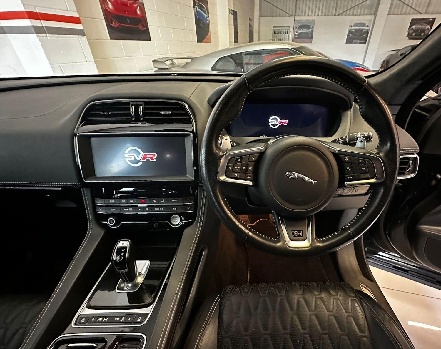 Used Jaguar F-Pace 2019 for sale - 75977741: Photo 3